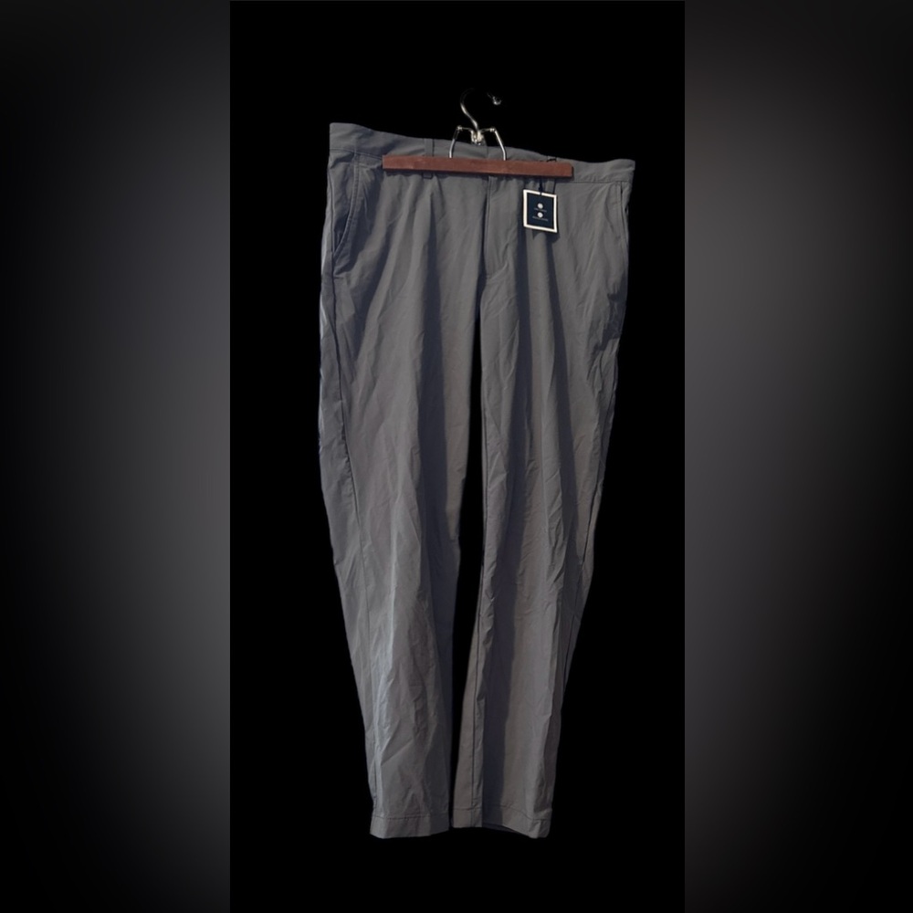 Club Room Men's Charcoal Chinos Tech Pants 34X30. New with tags!